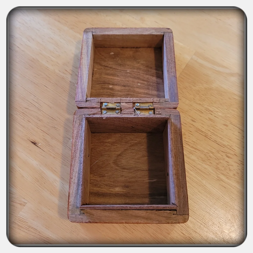 Vintage Handcarved Brown Wooden Jewelry Trinket Box